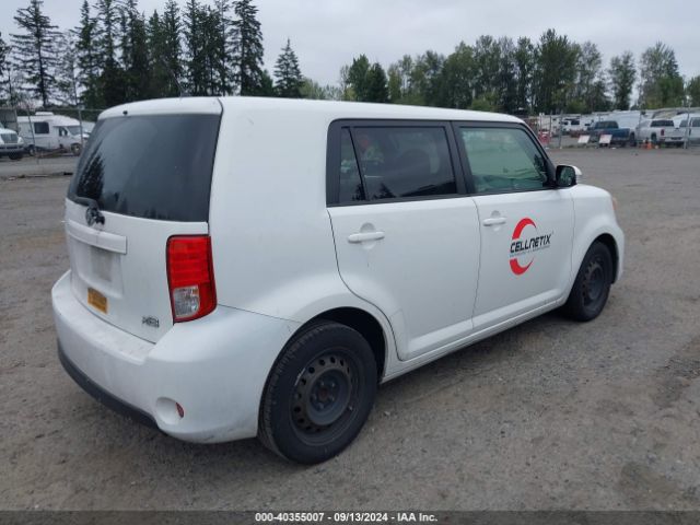 JTLZE4FE2FJ076877 Scion XB