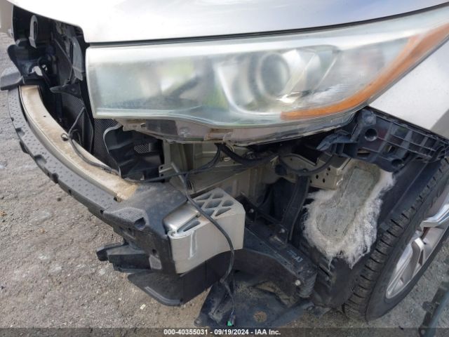 5TDKKRFH2FS079049 Toyota Highlander Xle V6