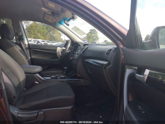 5XYKT3A63FG613995 KIA SORENTO LX