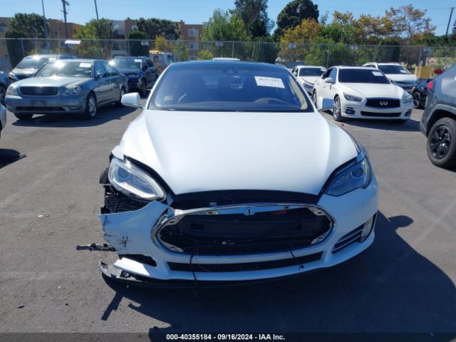 5YJSA1H2XEFP62603 Tesla Model S P85d