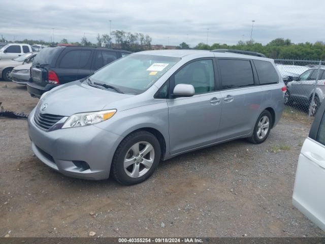 5TDKK3DC5ES431432 Toyota Sienna Le V6 8 Passenger