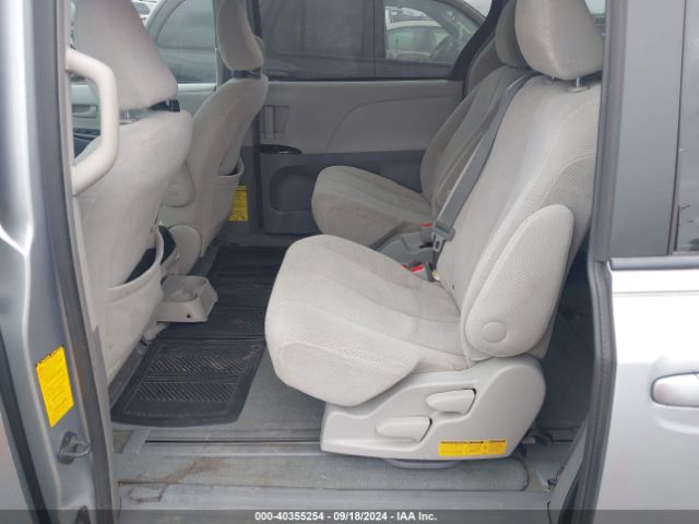5TDKK3DC5ES431432 Toyota Sienna Le V6 8 Passenger