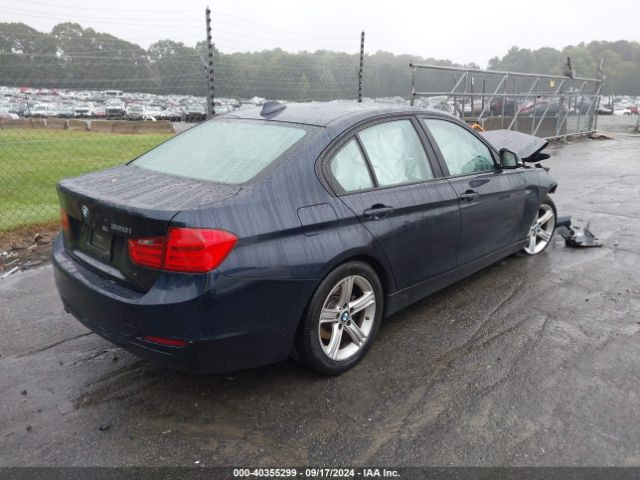 WBA3B1C53EK132330 BMW 320i