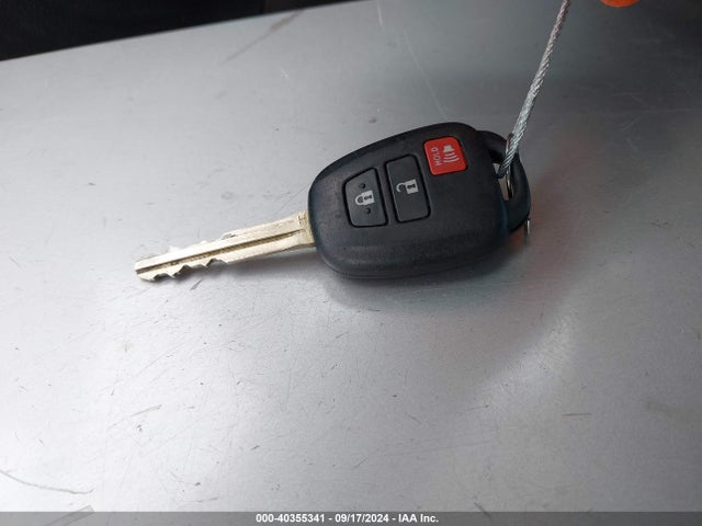 Toyota RAV4 LE 2015 2T3ZFREVXFW199576 Image 11