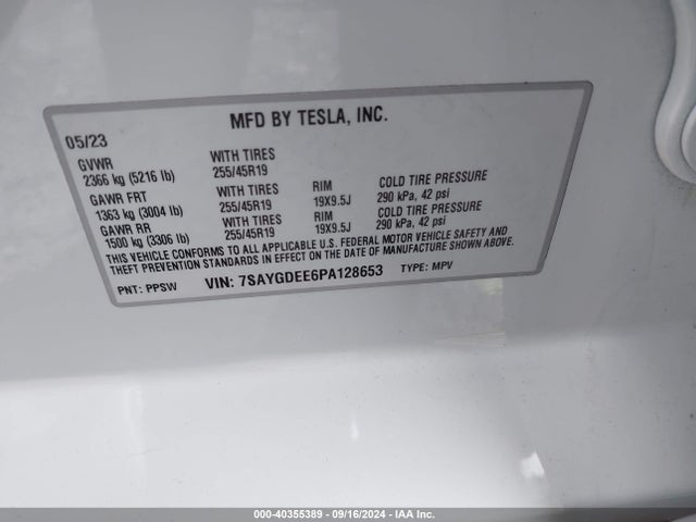 2023 TESLA MODEL Y 7SAYGDEE6PA128653 Photo 8