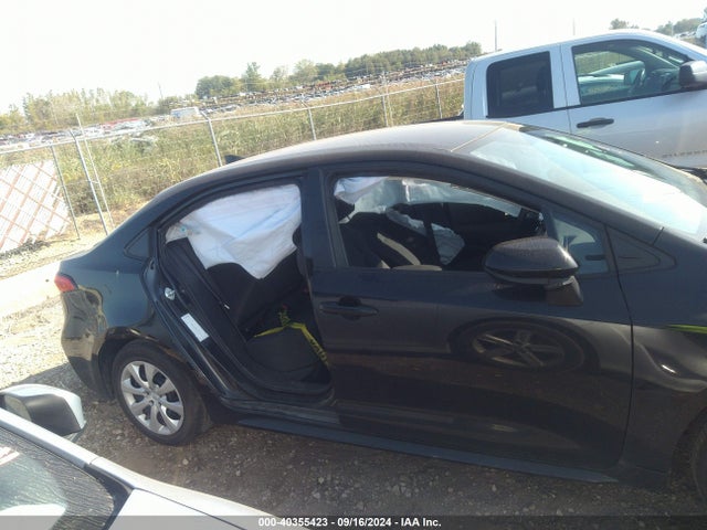 Toyota COROLLA LE 2022 5YFEPMAE4NP302469 Image 13