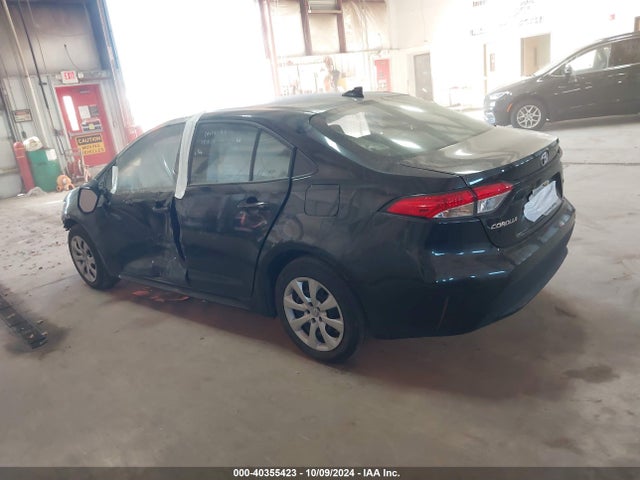 Toyota COROLLA LE 2022 5YFEPMAE4NP302469 Image 3