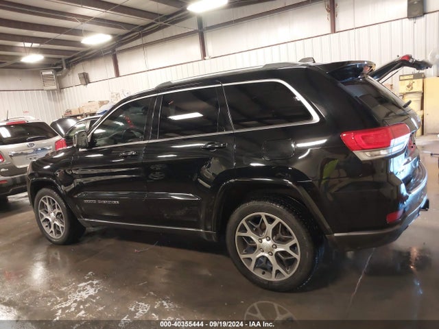 1C4RJFBG4JC234403 Jeep Grand Cherokee Sterling Edition 4x4