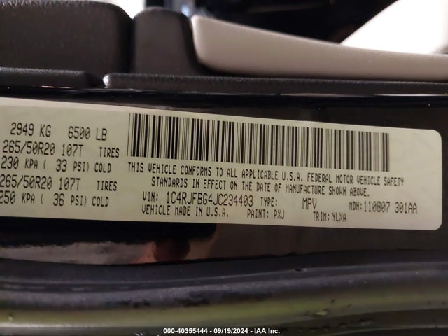 1C4RJFBG4JC234403 Jeep Grand Cherokee Sterling Edition 4x4