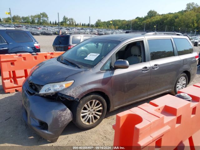 5TDYK3DC9ES513447 Toyota Sienna Xle V6 8 Passenger