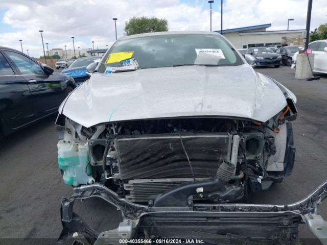3FA6P0PU8JR127553 Ford Fusion Energi Se Luxury