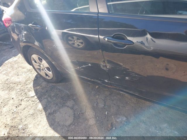 KNAFK4A63F5407057 KIA FORTE LX