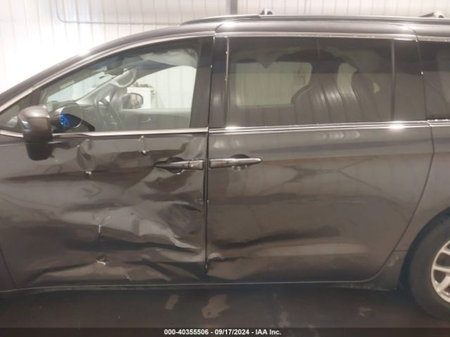 2C4RC1DG1LR262583 Chrysler Voyager Lxi