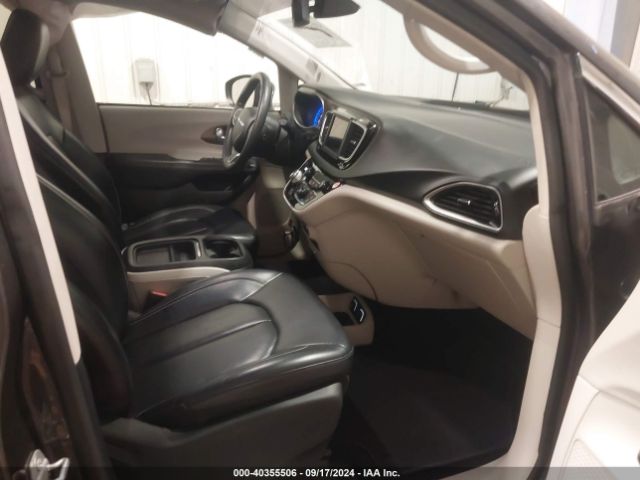 2C4RC1DG1LR262583 Chrysler Voyager Lxi