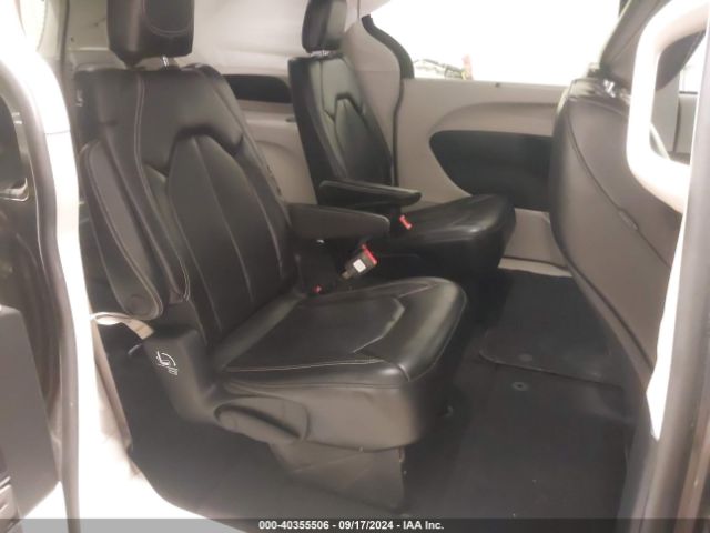 2C4RC1DG1LR262583 Chrysler Voyager Lxi