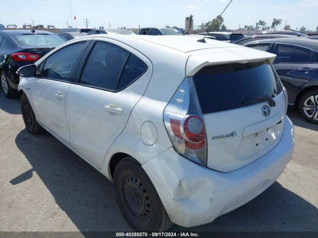 JTDKDTB38E1566060 Toyota Prius C One