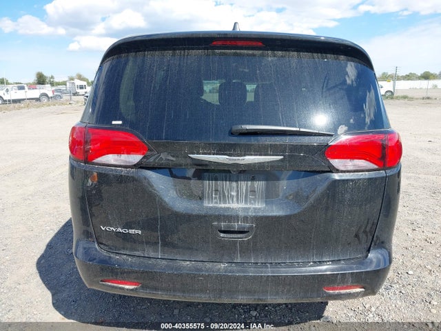 2C4RC1CG5NR172566 Chrysler Voyager Lx
