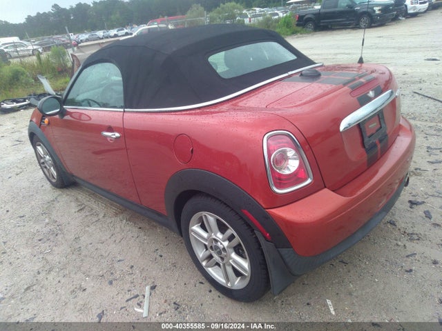 2013 MINI ROADSTER WMWSY1C56DT625292 Photo 2