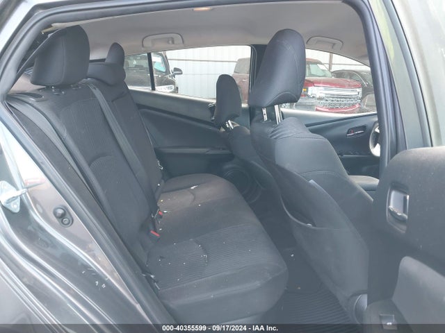 JTDKARFU5J3062577 Toyota Prius Three