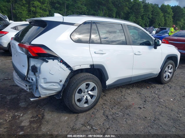 Toyota RAV4 LE 2021 2T3K1RFV8MC121567 Image 4