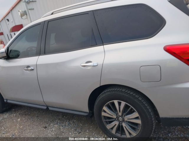 5N1DR2MM3JC603228 Nissan Pathfinder Sv