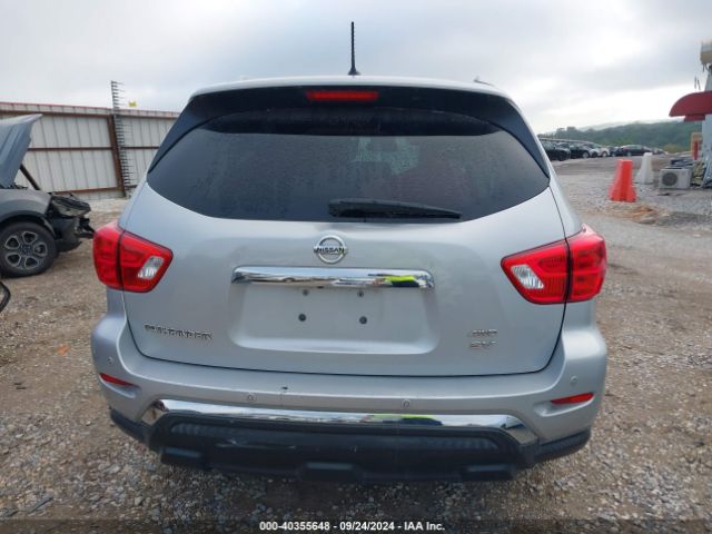 5N1DR2MM3JC603228 Nissan Pathfinder Sv
