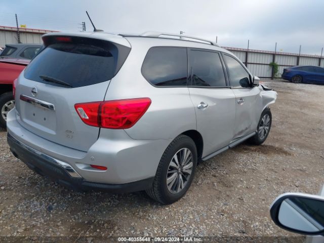 5N1DR2MM3JC603228 Nissan Pathfinder Sv