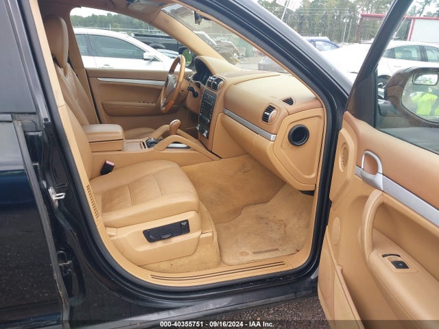 2010 PORSCHE CAYENNE WP1AA2AP2ALA12030 Photo 4