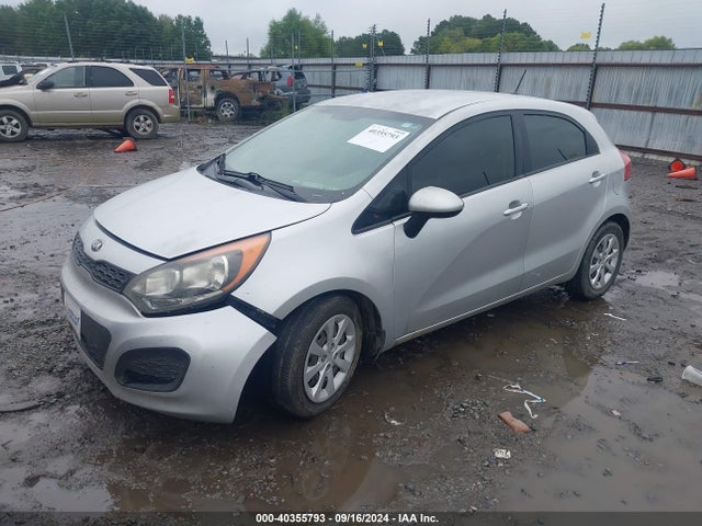 KIA RIO LX 2014 KNADM5A36E6340086 Image 2