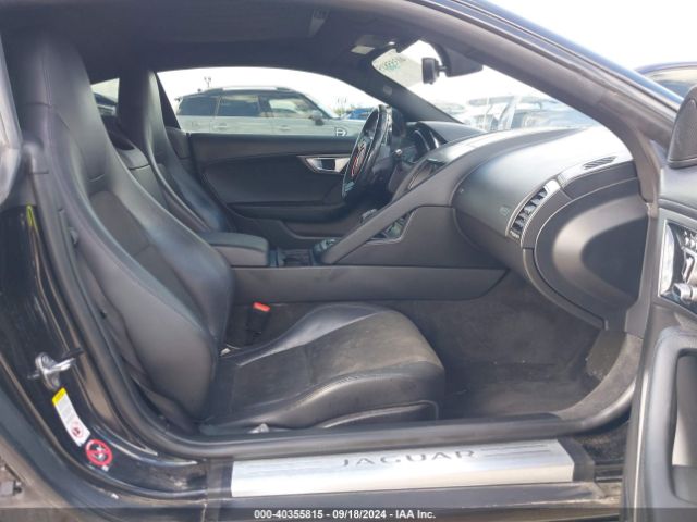 SAJWA6AT6G8K32943 Jaguar F-Type