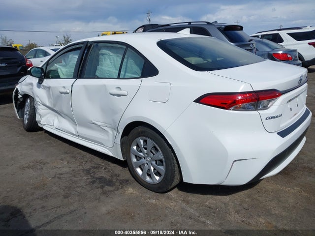 Toyota COROLLA LE 2020 JTDEPRAE7LJ038131 Image 3