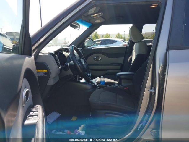 KNDJN2A28F7160791 KIA Soul