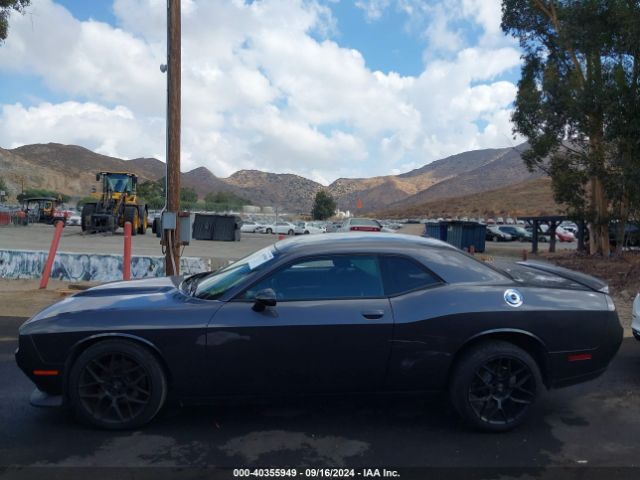 2C3CDZJG5KH756380 Dodge Challenger Gt