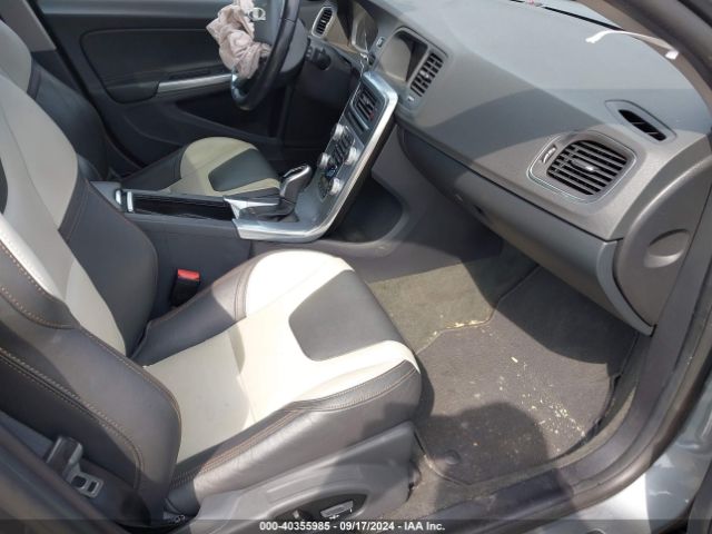 YV440MWK6J2057971 Volvo V60 Cross Country T5