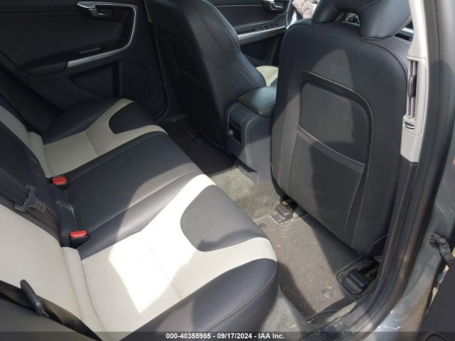 YV440MWK6J2057971 Volvo V60 Cross Country T5