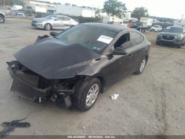 5NPD74LF5JH358168 Hyundai ELANTRA SE