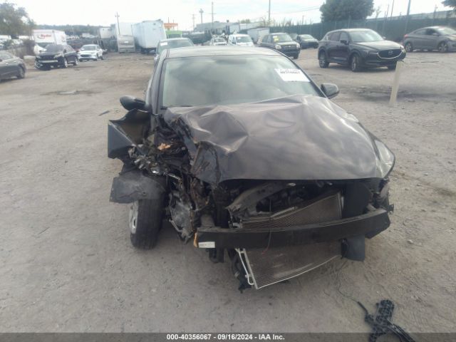 5NPD74LF5JH358168 Hyundai ELANTRA SE