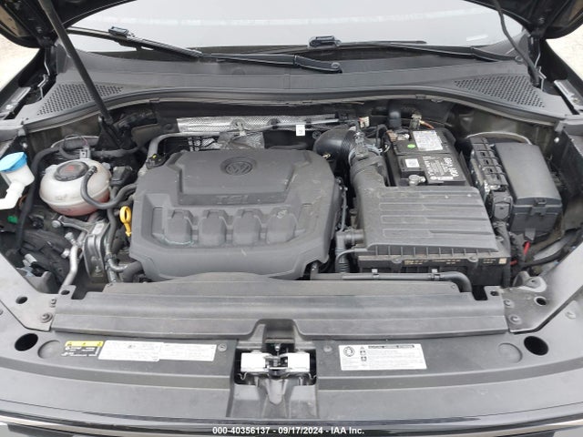 3VV2B7AX7LM036875 Volkswagen Tiguan 2.0t Se/2.0t Se R-line Black/2.0t Sel