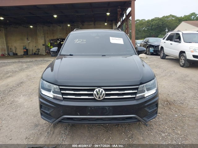 3VV2B7AX7LM036875 Volkswagen Tiguan 2.0t Se/2.0t Se R-line Black/2.0t Sel