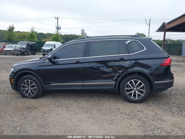 3VV2B7AX7LM036875 Volkswagen Tiguan 2.0t Se/2.0t Se R-line Black/2.0t Sel
