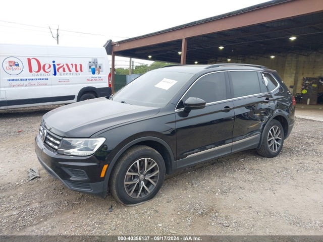 3VV2B7AX7LM036875 Volkswagen Tiguan 2.0t Se/2.0t Se R-line Black/2.0t Sel