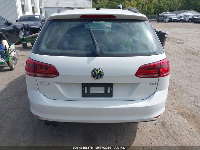 3VWC17AU4GM514331 Volkswagen Golf Sportwagen Tsi S 4-door