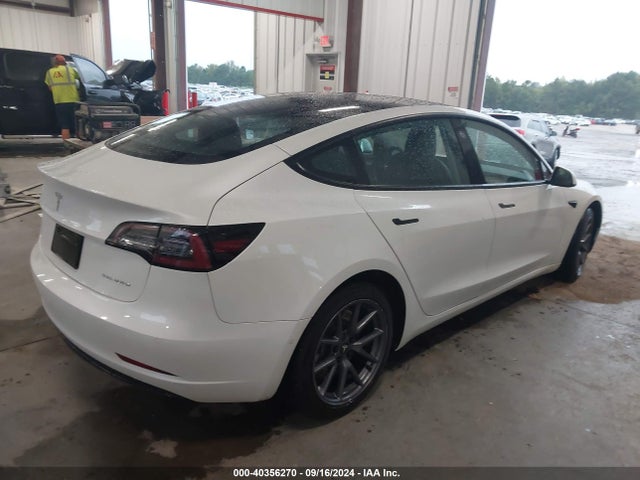 2022 TESLA MODEL 3 5YJ3E1EB6NF231282 Photo 3