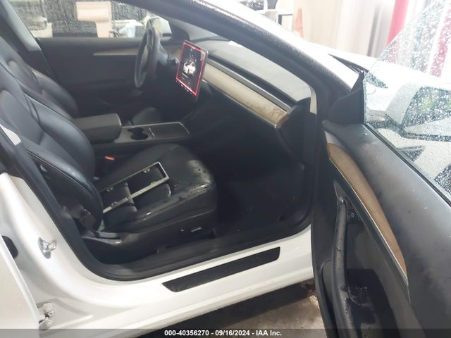 2022 TESLA MODEL 3 5YJ3E1EB6NF231282 Photo 4