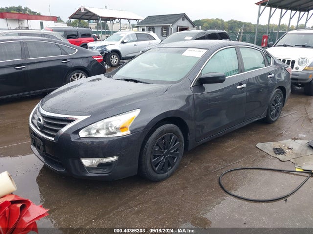 Nissan Altima 2.5 S 2014 1N4AL3AP1EC131393 Image 2