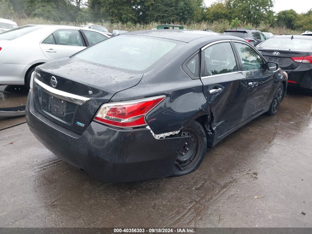 Nissan Altima 2.5 S 2014 1N4AL3AP1EC131393 Image 4