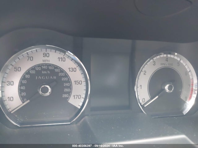 2010 JAGUAR XF SAJWA0GB7ALR76096 Photo 6