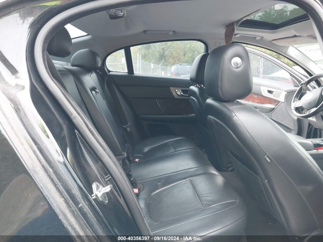 2010 JAGUAR XF SAJWA0GB7ALR76096 Photo 7