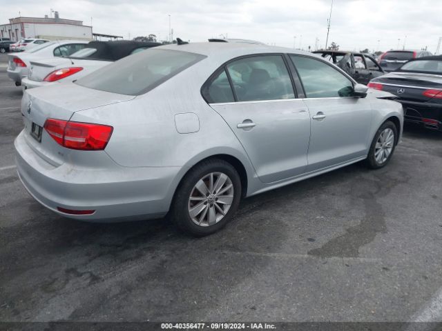 3VWD17AJ5FM405675 Volkswagen Jetta 1.8t Se