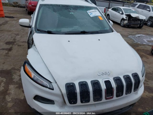 1C4PJLCB4HW602919 Jeep Cherokee Latitude Fwd